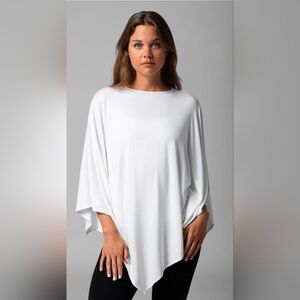 Elegant White Women's Poncho with a star knitted design on front. O/S